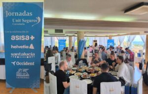 Unit-Seguros-celebra-su-25-aniversario-con-unas-jornadas-de-convivencia-para-empleados-y-familiares